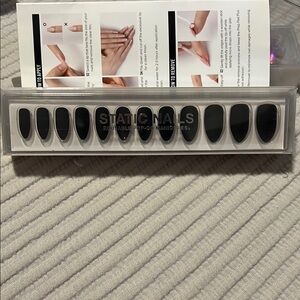 Static Nails Black Matte Press-On Nails Almond Shape